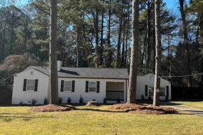 Luxury Bungalow Home Away From Home!
